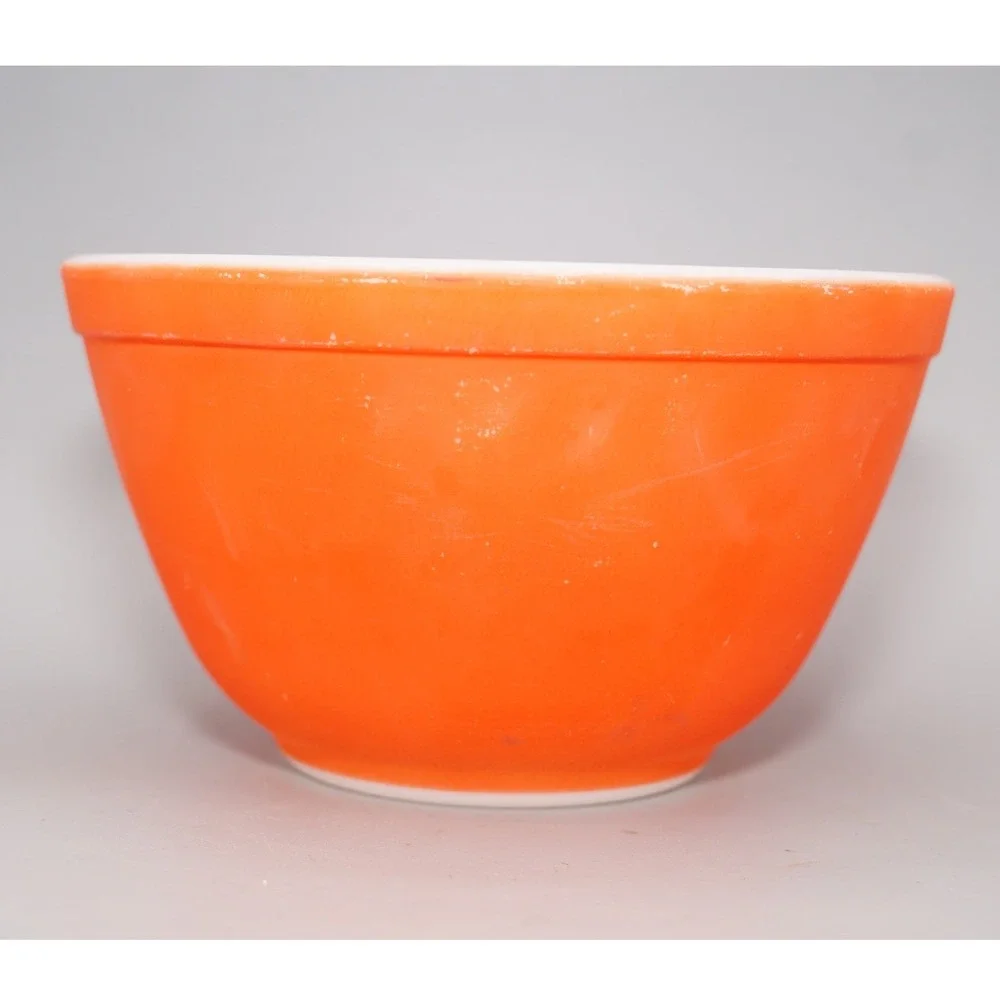 Vintage Pyrex 401 Red Matte Mixing Bowl 1.5 Pint White Milk Glass Ovenware
